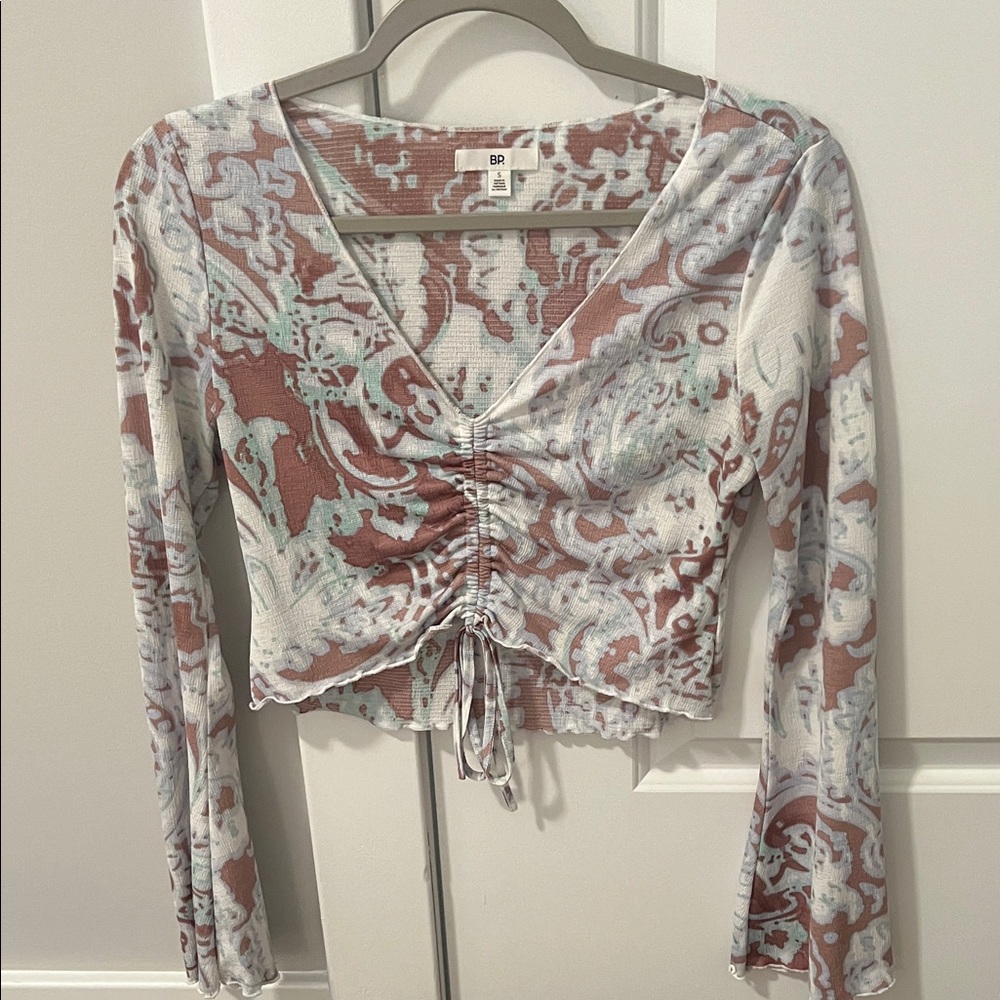 BP Women's Ruched V-Neck Crop Top - White and Brown